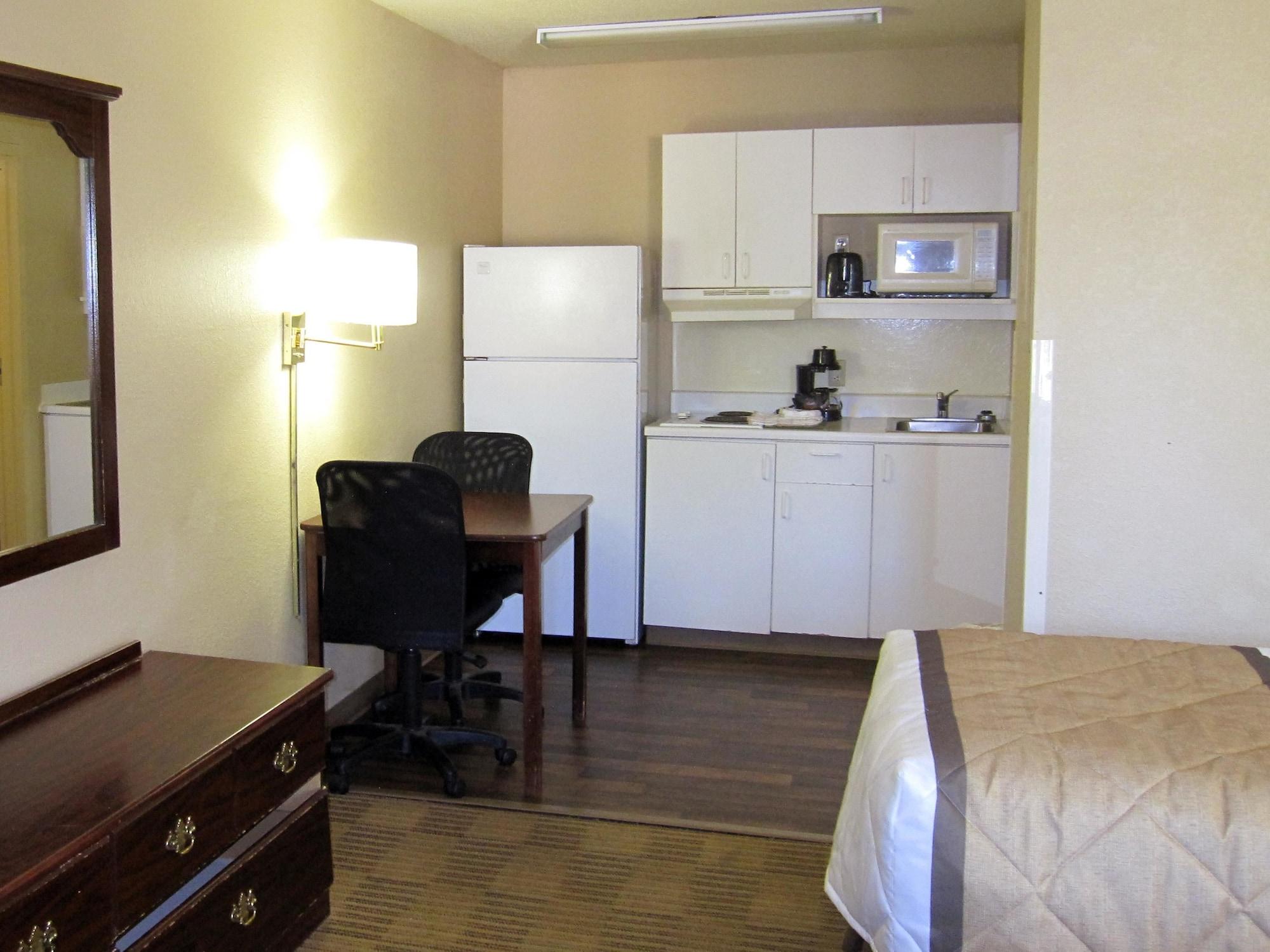 Extended America Select - - Airport Hotel 2*